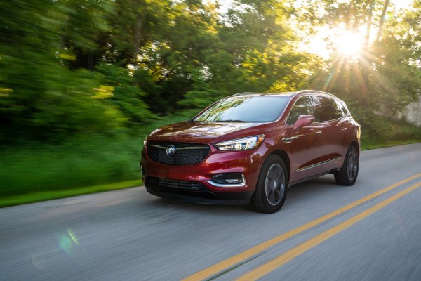 2018 Buick Enclave II - Fotoğraf 1