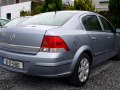 Opel Astra H Sedan - Bilde 3