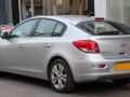 Chevrolet Cruze Hatchback (facelift 2013) - Снимка 2