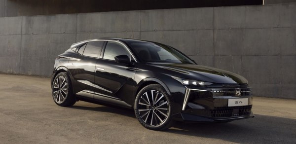 2025 DS N°4 II (facelift 2025) - Снимка 1
