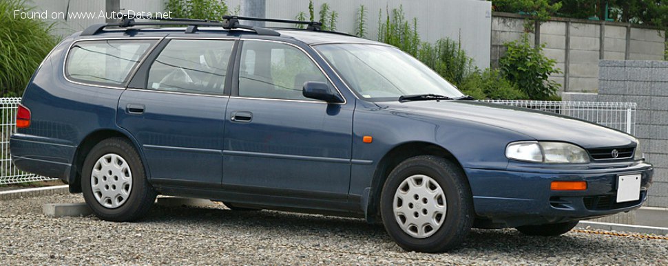 1992 Toyota Scepter SW (V15) - Kuva 1