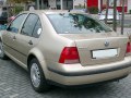 Volkswagen Bora (1J2) - Photo 4