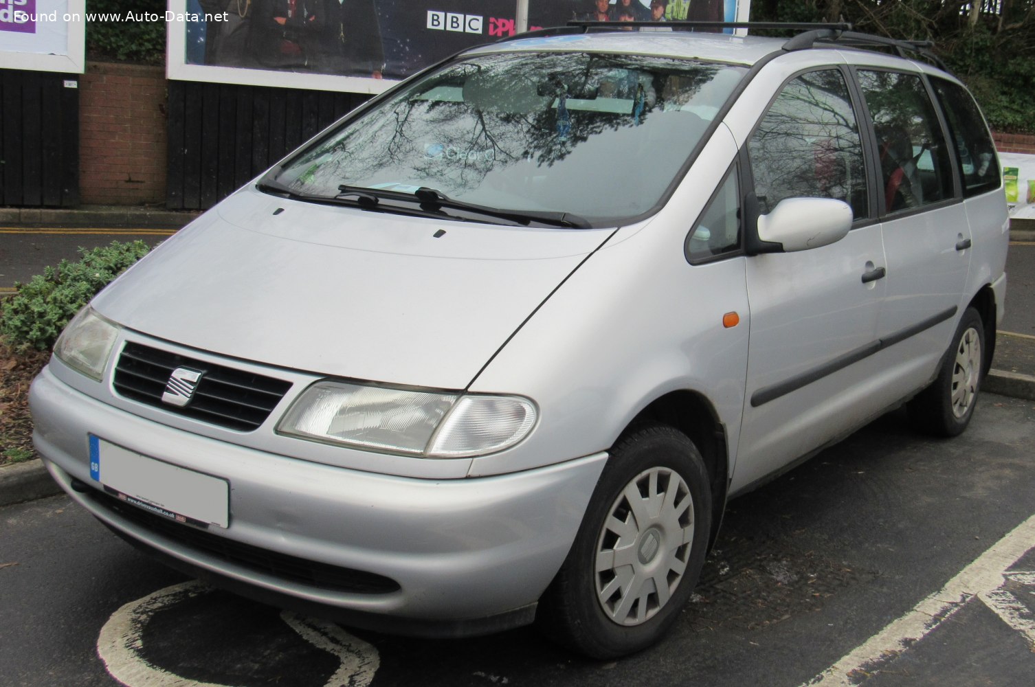 1997 Seat Alhambra I (7M) 1.9 TDI (110 CH)  Fiche technique, consommation  de carburant , Dimensions