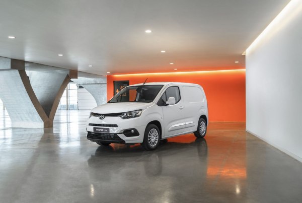 2020 Toyota Proace City SWB - Fotoğraf 1