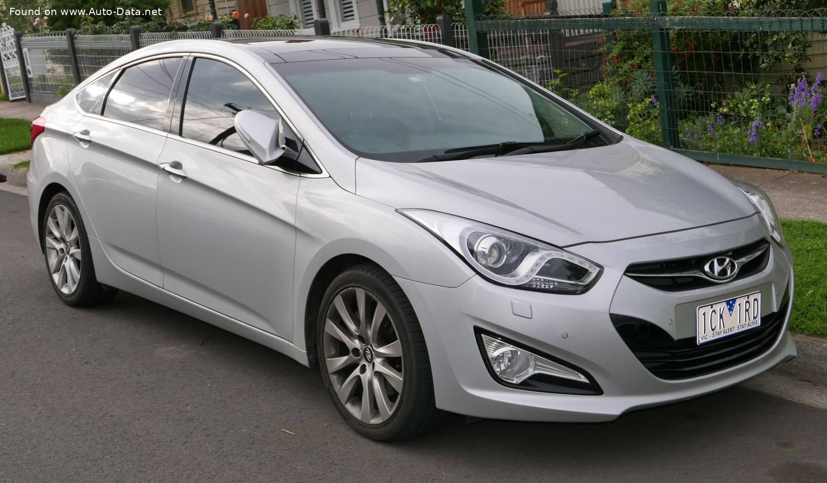 2011 Hyundai i40 Sedan 1.6 GDI (135 CV) Ficha técnica y