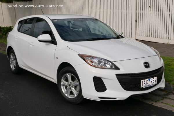 2011 Mazda 3 II Hatchback (BL, facelift 2011) - Fotografie 1