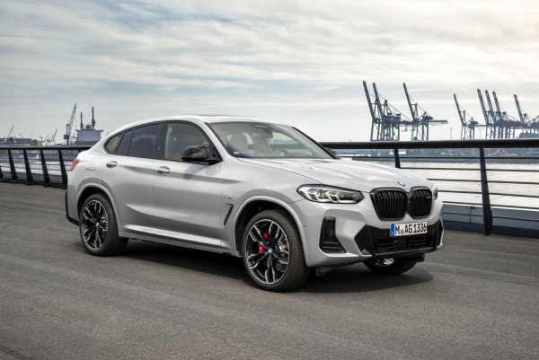 2022 BMW X4 (G02 LCI, facelift 2021) - Снимка 1