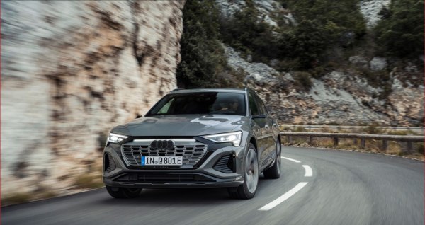 2023 Audi Q8 e-tron - Снимка 1