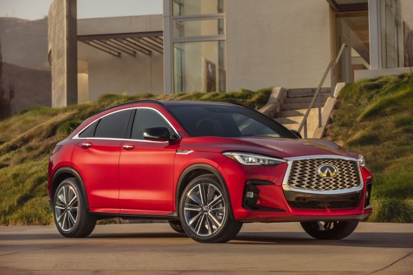 2022 Infiniti QX55 - Kuva 1