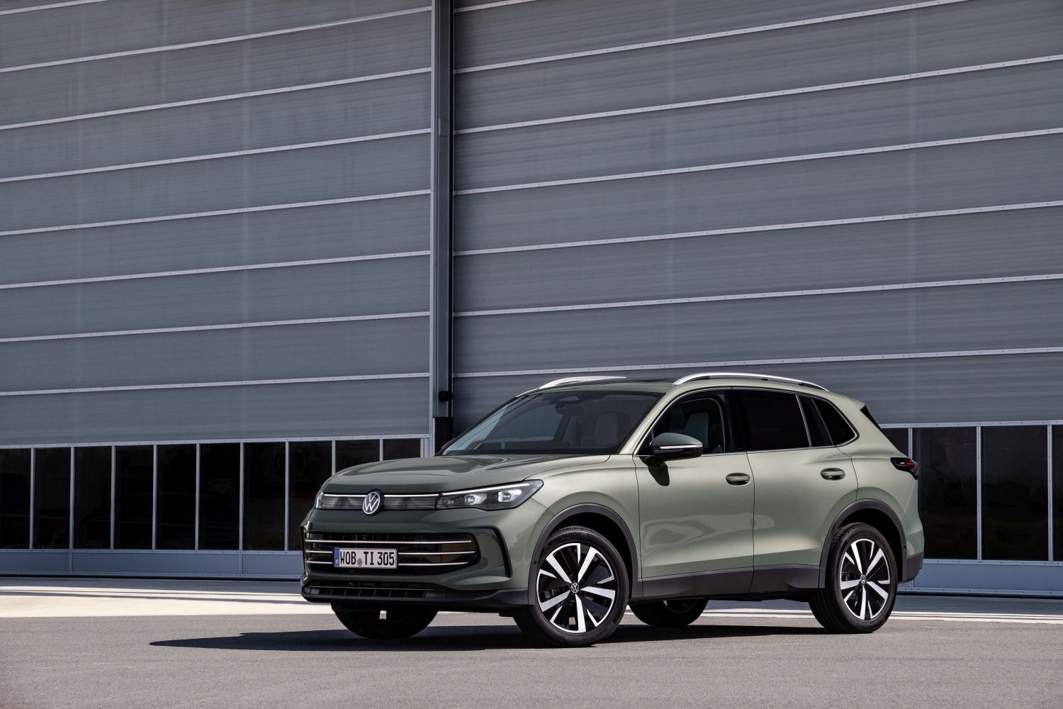 Volkswagen Tiguan III 2 0 TSI 265 Hv 4MOTION DSG Tekniset Tiedot Volkswagen Tiguan III 2 0 TSI 265 Hv 4MOTION DSG Tekniset Tiedot