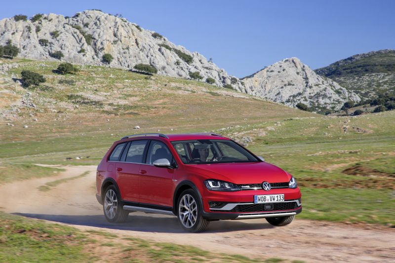 2013 Volkswagen Golf VII Alltrack - Fotoğraf 1