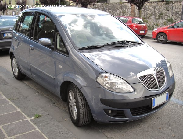 2004 Lancia Musa - Fotoğraf 1