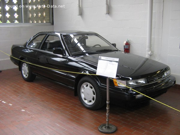 1990 Infiniti M I Coupe (F31) - Fotografie 1