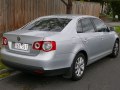 Volkswagen Jetta V - Photo 2