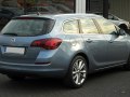 Opel Astra J Sports Tourer - Снимка 2