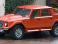 1986 Lamborghini LM002 - Fiche technique, Consommation de carburant, Dimensions