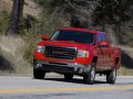 2007 GMC Sierra 2500HD III (GMT900) Crew Cab Standard Box - Fiche technique, Consommation de carburant, Dimensions