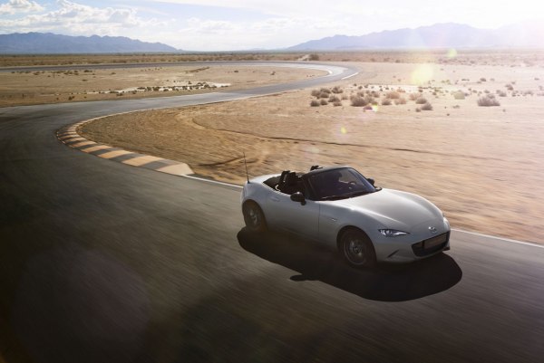 2024 Mazda MX-5 IV (ND, facelift 2023) - Fotoğraf 1
