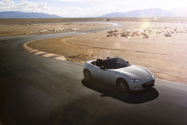 2024 Mazda MX-5 IV (ND, facelift 2023) - Fotografia 1