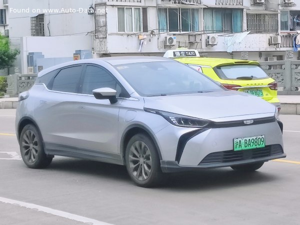 2022 Geometry M6 (facelift 2022) - Fotoğraf 1