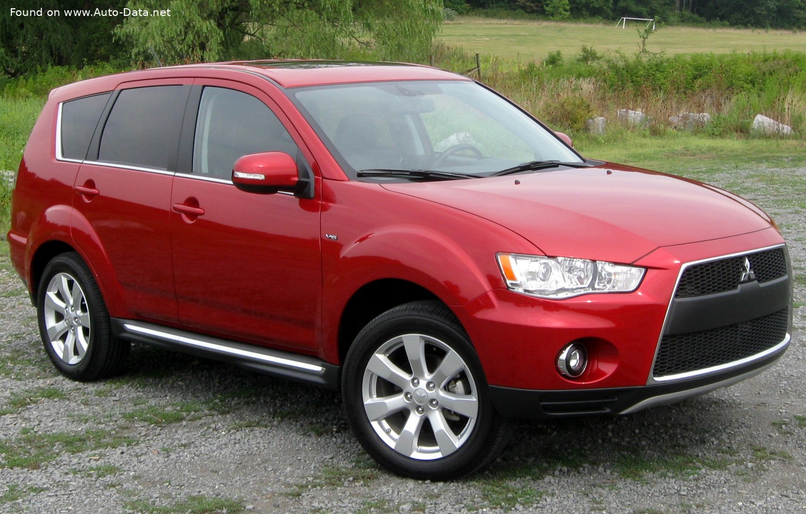 2010 Mitsubishi Outlander II (facelift 2009) Технически