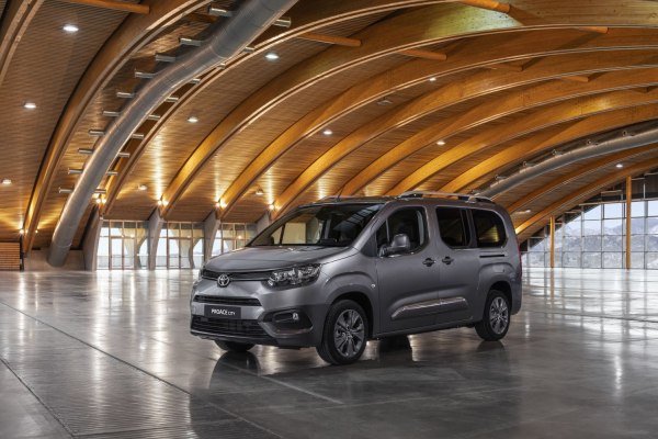 2020 Toyota Proace City Verso LWB - Bilde 1