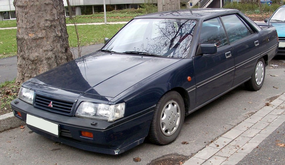 1987 Mitsubishi Sapporo III (E16A) - Fotografia 1