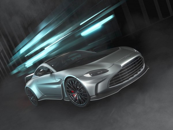 2022 Aston Martin V12 Vantage - Fotografia 1