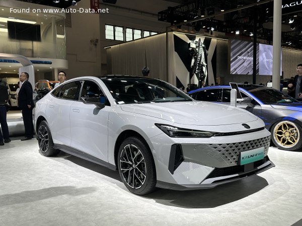 2024 ChangAn UNI-V II - Fotografie 1