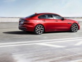 Jaguar XE 2019: hecho para destacar entre el resto