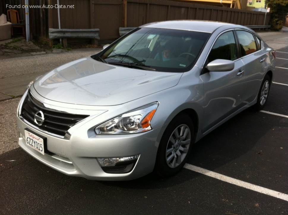 2012 Nissan Altima V - Fotografia 1