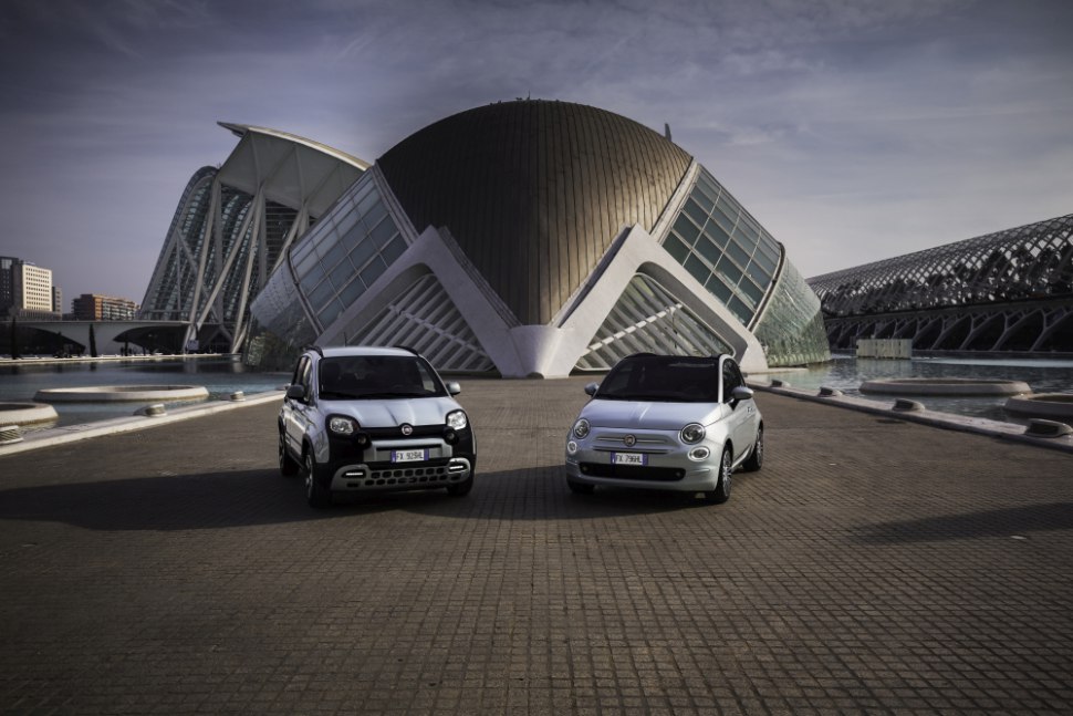 Fiat 500 and Panda Hybrid - front look