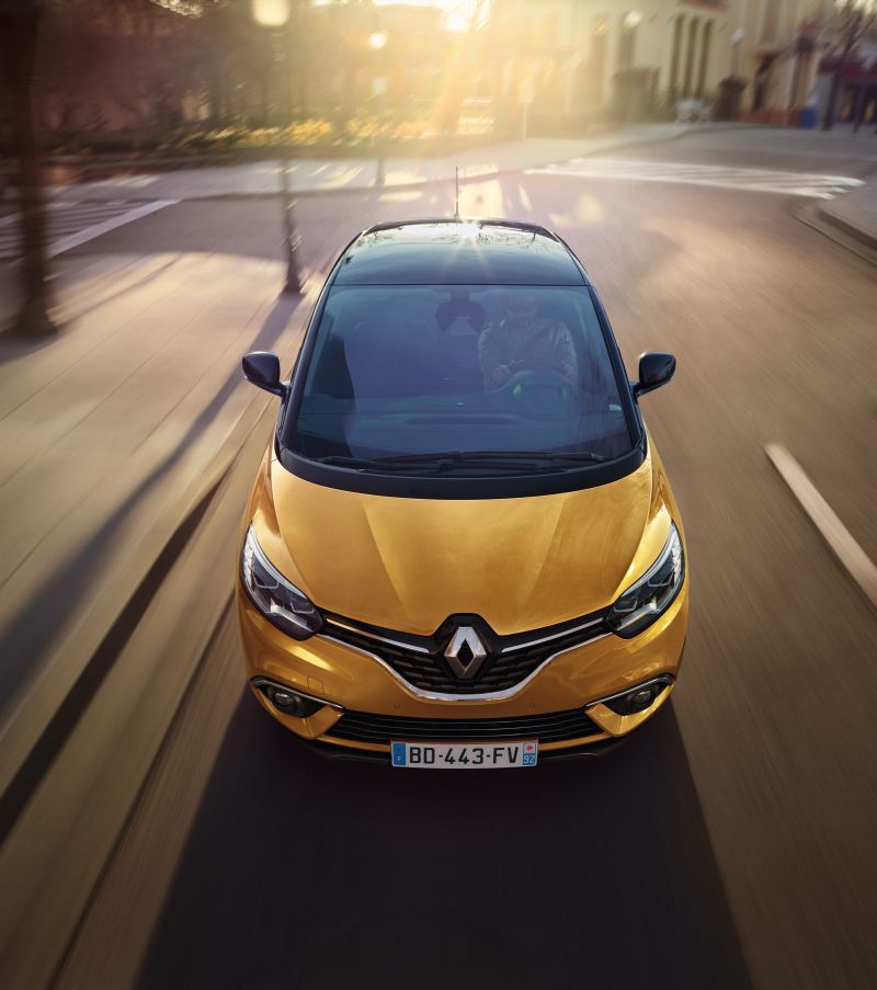 2016 Renault Scenic IV (Phase I) - Fotografie 1