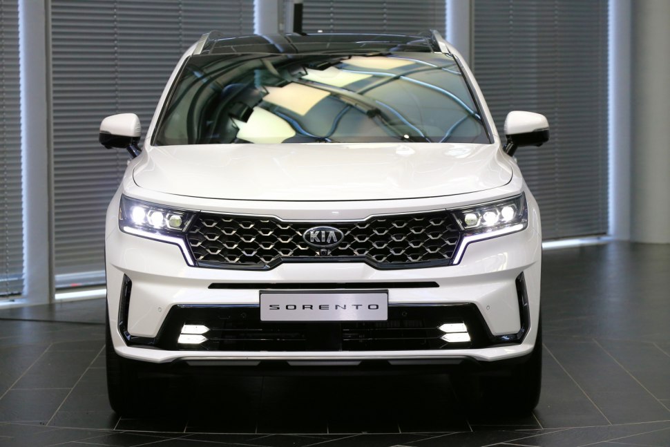 Новото поколение KIA SORENTO