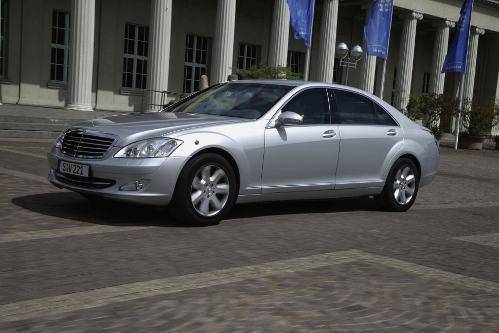 2005 Mercedes-Benz S-класа Дълга база (V221) - Снимка 1