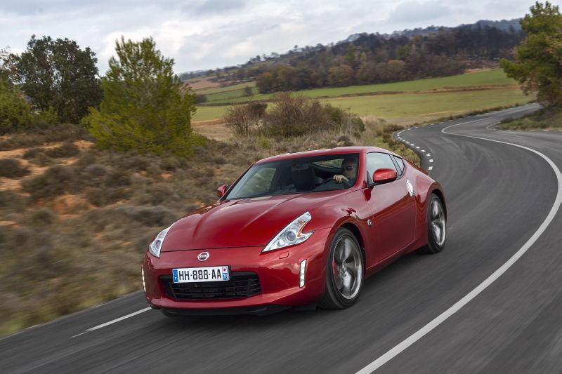 2013 Nissan 370Z Coupe (facelift 2012) - Фото 1