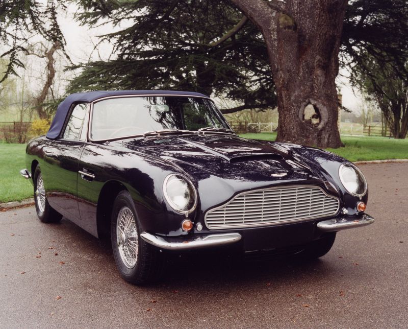 1966 Aston Martin DB6 Volante - Снимка 1