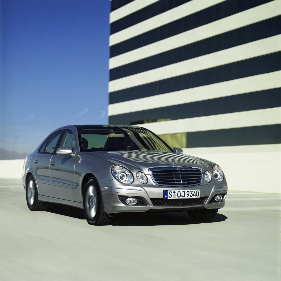 2006 Mercedes-Benz E-класа (W211, facelift 2006) - Снимка 1