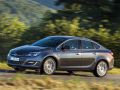 2012 Opel Astra J Sedan - Ficha técnica, Consumo, Medidas