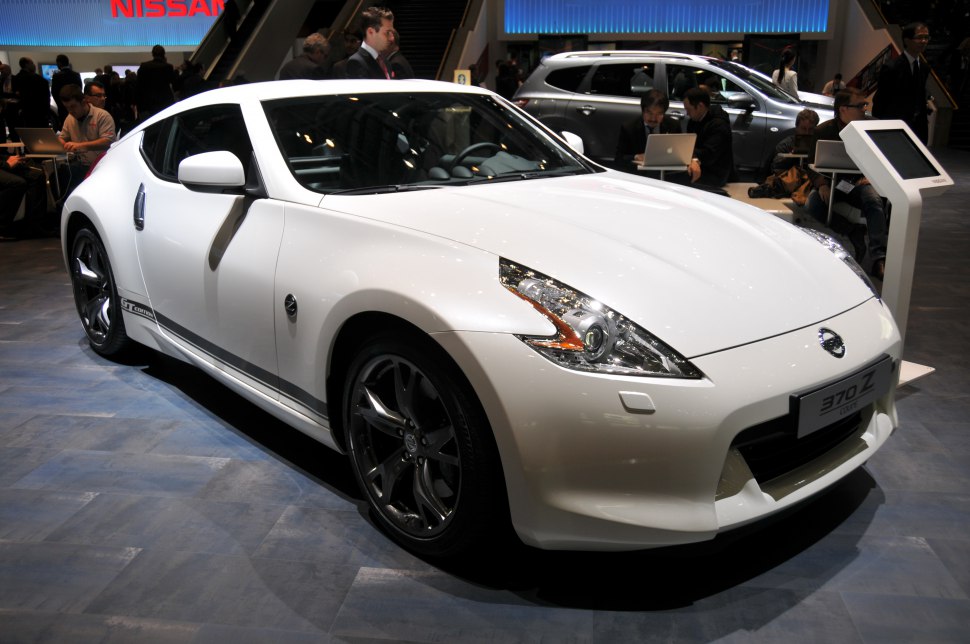 White Nissan 370Z sports car