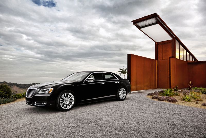 2011 Chrysler 300 II - Kuva 1