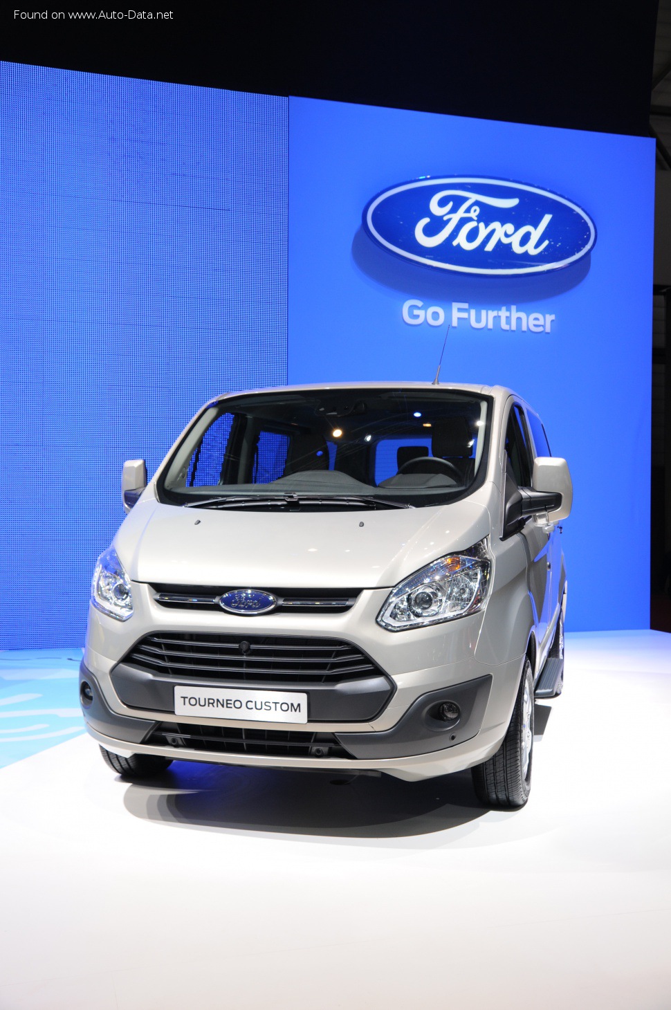 Ford tourneo 2012