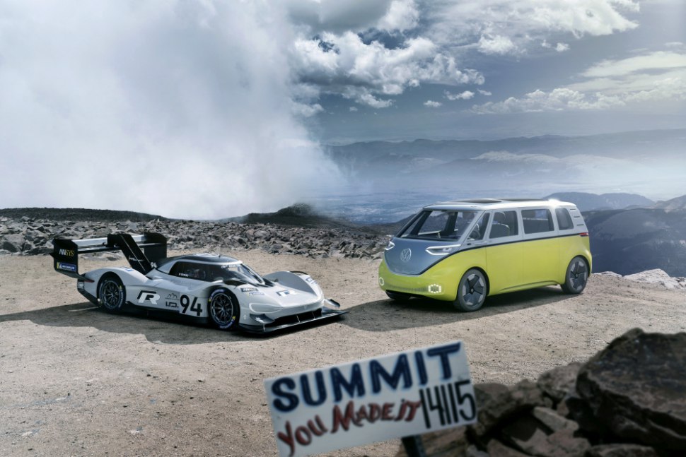 VW I.D.BUZZ Concept with I.D. racecar at the beach