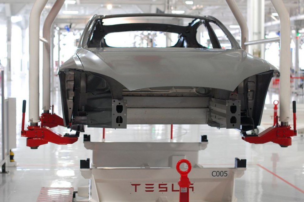 Tesla plant - production process