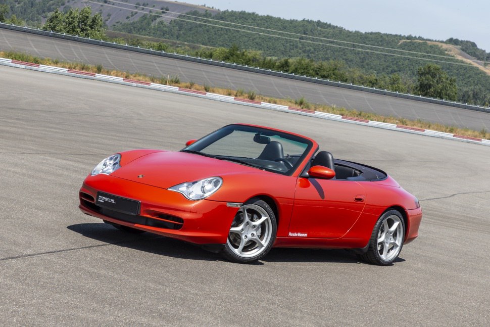 2002 Porsche 911 Cabriolet (996, facelift 2001) - Kuva 1