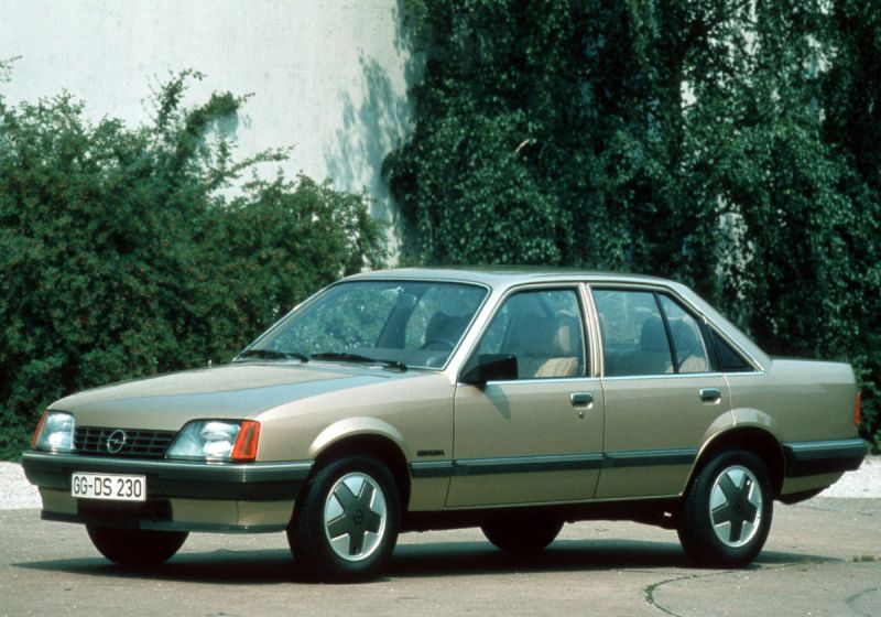 1982 Opel Rekord E (facelift 1982) - Снимка 1