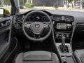 Volkswagen Golf VII (facelift 2017) - Фото 7