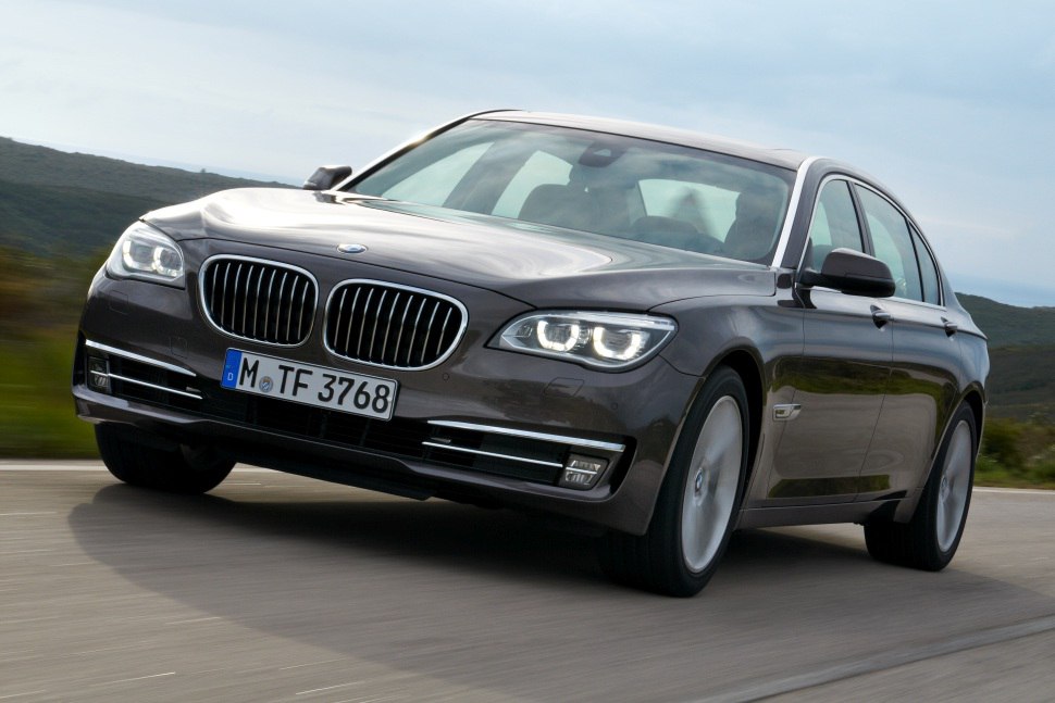 2012 BMW Серия 7 Дълга база (F02 LCI, facelift 2012) - Снимка 1
