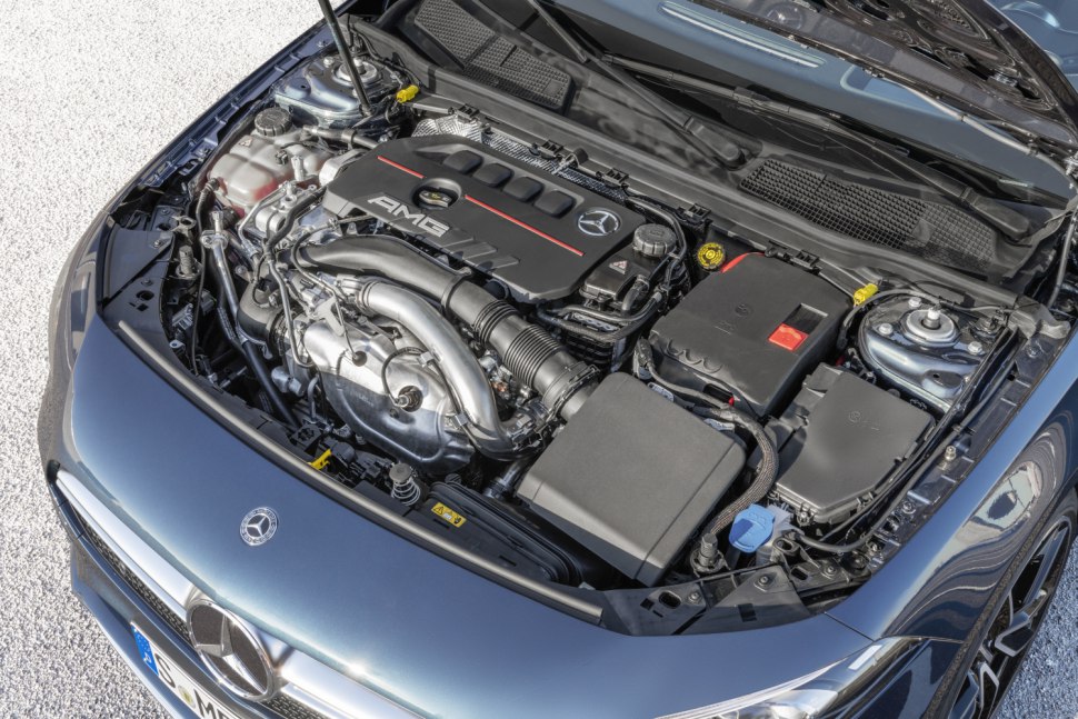 Mercedes-Benz AMG A 35 saloon engine