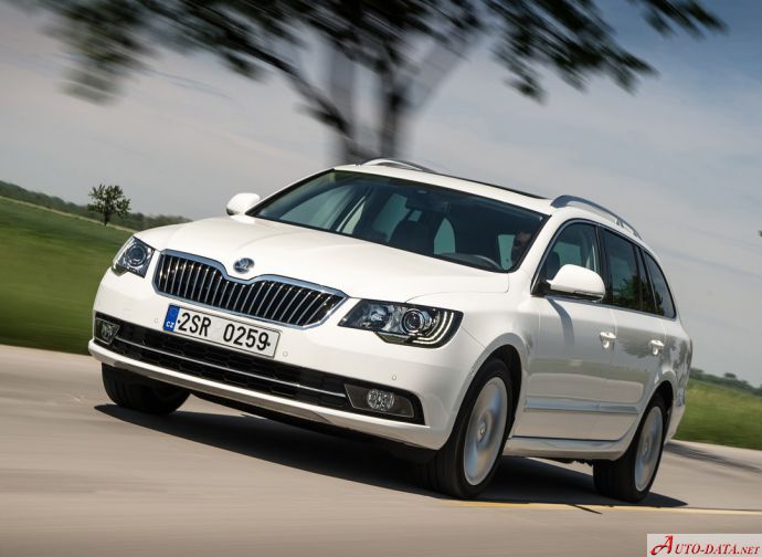 2013 Skoda Superb II Combi (facelift 2013) - Fotoğraf 1